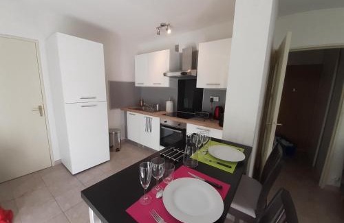 La Pointe Rouge Apartment | MARSEILLE CALANQUES