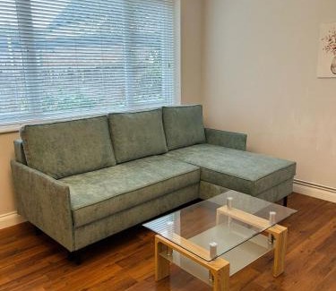 Marston Moretaine Apartment | Marston moretaine Serviced Accommodation