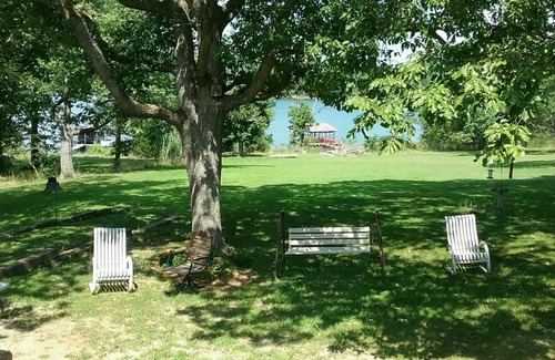 Cassville House | Martha's View - Lake front house with slip at the Marina included