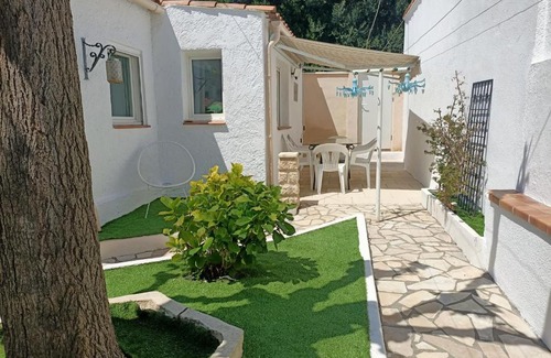 Martigues House | MARTIGUES Adorable petite guest house