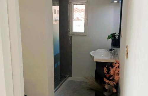 Martigues House | MARTIGUES Adorable petite guest house