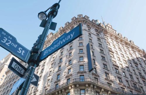 Koreatown Hotel | Martinique New York on Broadway, Curio Collection by Hilton