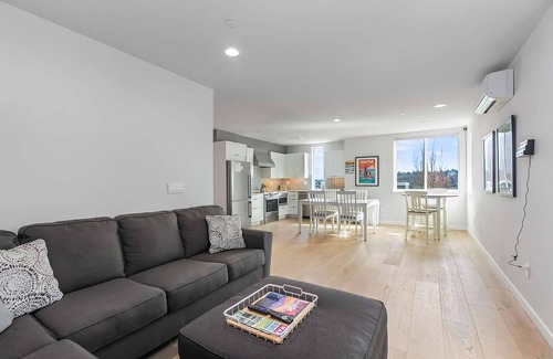 East Queen Anne Apartment | Marty McFly's Iconic Skateboard Sweet Suite