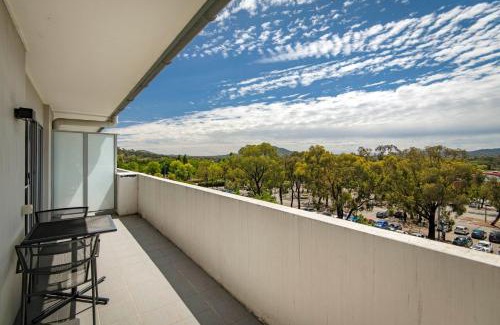 Greenway Apartment | Marvellous 1 Bedroom Apartment