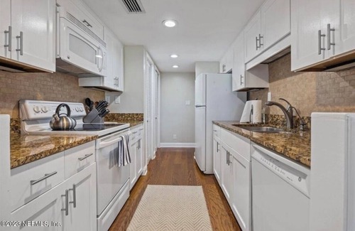 Sawgrass Condo | Marvelous 2-bedroom condo located in Ponte Vedra Beach