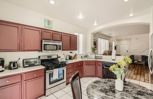 Spring Valley House | Marvelous 3 Bedroom With Spa