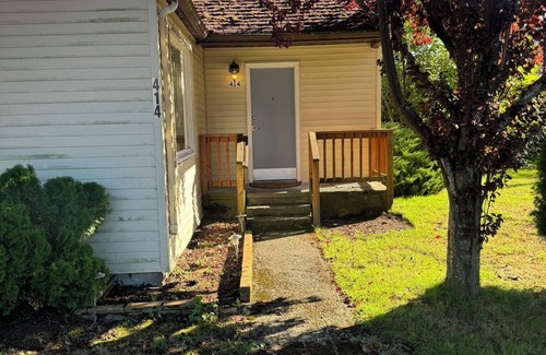 Olympia House | Marvelous 4-bedroom house with WiFi in Olympia
