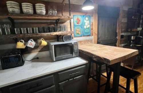 Cherokee Cabin | Marvelous 5-bedroom cabin in Western North Carolina