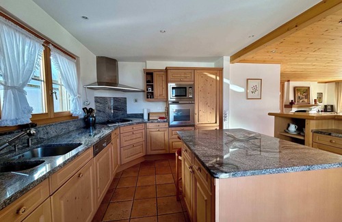 Rougemont Apartment | Marvelous Luxurious Furnished Flat with Outstanding Views