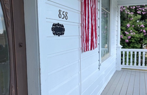 Montpelier House | Marvelous Victorian home in Montpelier! Just a quick drive to Bear Lake!