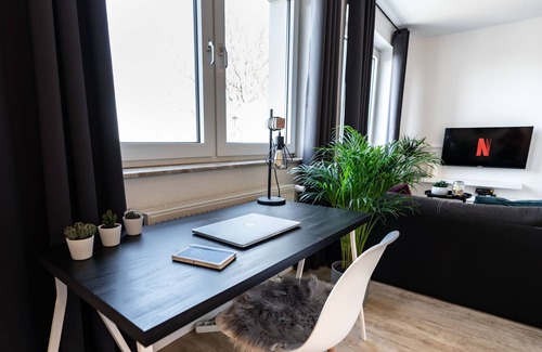 Celle Apartment | Marvlex ☆ Modern studio with WIFI and NETFLIX