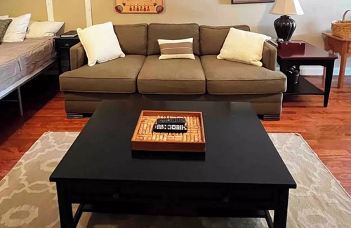 Southmont Apartment | Marwood Cottage on the lake