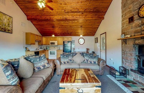 Estes Park Cabin | Mary's Lake Cabin #20-NCD0129