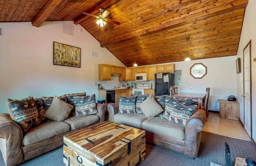 Estes Park Cabin | Mary's Lake Cabin #20-NCD0129