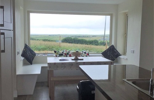 Doolin House | Mary's Meadow is a spacious three bedroom house 300m from Doolin village.