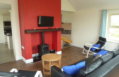 Doolin House | Mary's Meadow is a spacious three bedroom house 300m from Doolin village.