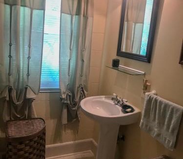 High Point Apartment | Mary's Place - Studio surrounded by nature but close to High Point