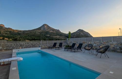 Agios Vasileios Villa | Mary's Villa