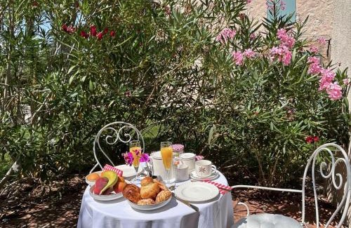 Aix-en-Provence Bed & Breakfast | Mas de la Calade Bed & Breakfast