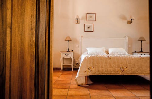 Salon-de-Provence Hotel | Mas de Lure