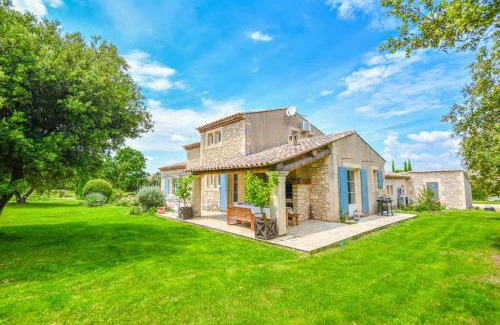 Eygalieres House | Mas des Chênes Verts 5 ch avec piscine et clim
