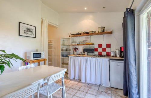 Saintes-Maries-de-la-Mer House | Mas des Cypres - Mazet 7