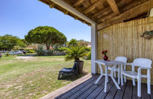 Saintes-Maries-de-la-Mer House | Mas des Cypres - Mazet 9