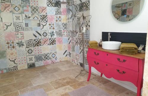 L'Isle-sur-la-Sorgue Bed & Breakfast | Mas des muses