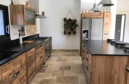 Eyragues House | Mas des Oliviers