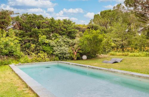 Eyragues Villa | Mas Le Cerf
