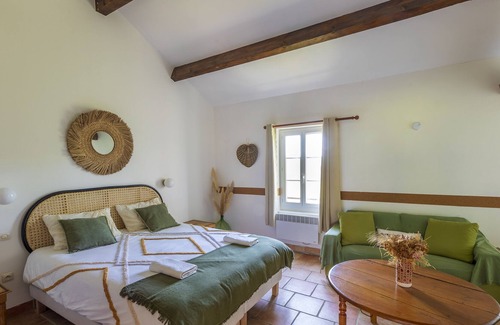 Fox-Amphoux House | Mas Provençal Avec Piscine