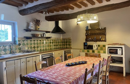 Vacqueyras Other | MAS Provencal Entoure DE Vignes