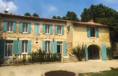 Tarascon House | Mas Provençal in the heart of Provence