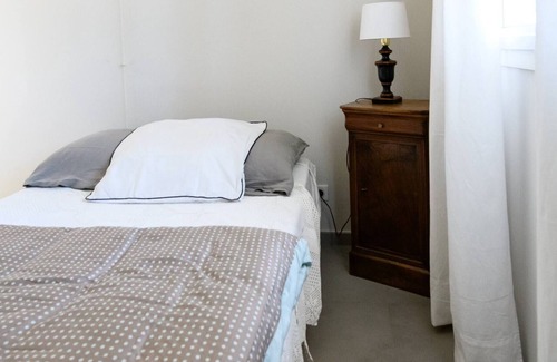 Vacqueyras House | Mas Viticole Les Cardelines with swimming pool - by feelluxuryholidays