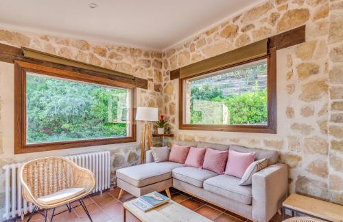 La Llacuna Hotel | Masia Ventanell Luxury villa near Barcelona