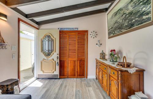 Gloucester House | Massachusetts Abode with Deck and Grill Near Beaches!
