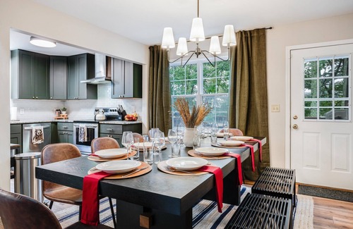 McGaheysville House | Massanutten Mountaintop, Family Fun Awaits! Hot Tub, Arcade Games, Near Slopes