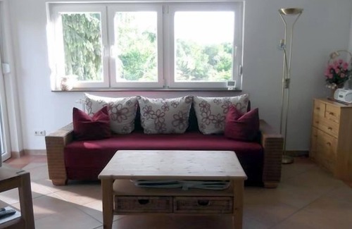 Caputh Apartment | Massives Sommerhaus 60 qm mit Terrasse, 1 Schlafzimmer für Max. 3 Personen