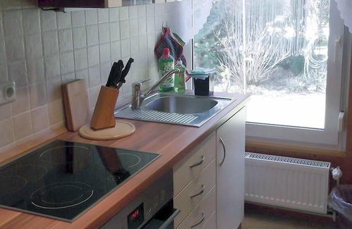 Caputh Apartment | Massives Sommerhaus 60 qm mit Terrasse, 1 Schlafzimmer für Max. 3 Personen
