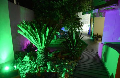 Emek HaMaayanot House | Master hosting Gal