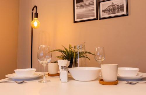 Zona Rosa Apartment | Master Suite a few steps Reforma & US Embassy