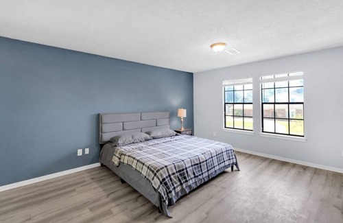 Texas City House | Master suite in private home w/pool # 8