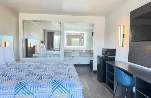 Tucker Hotel | Masters Inn Tucker