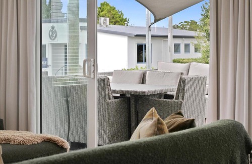 Mangakino House | Masters Manor - Mangakino Holiday Home