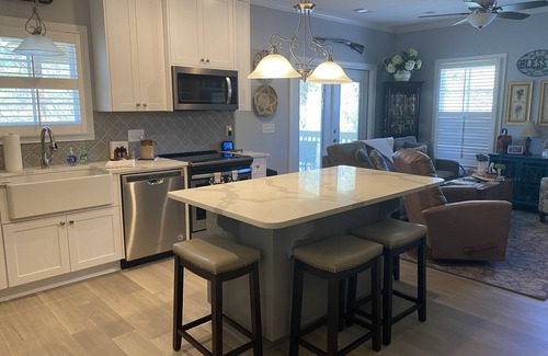 Evans House | Masters Rental, 7 miles from course, 6 bedrooms, southern charm