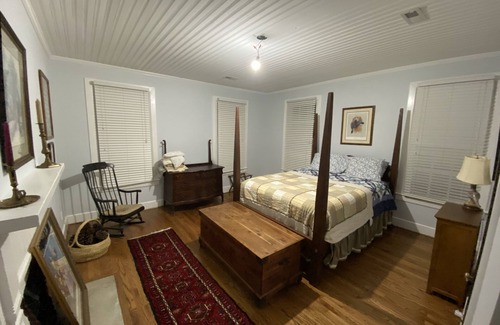 Trenton Bed & Breakfast | Masters rental - Historic federal in the heart of Edgefield county