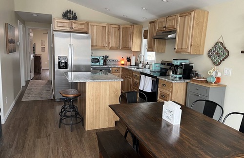 Rowland House | Masthope-Cozy Home-TONS OF AMENITIES-DOG FRIENDLY