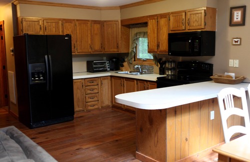 Rowland Ski Chalet | Masthope modern log-cabin sided retreat!