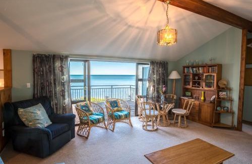 Collingwood House | Matai Cottage - Pakawau Bach