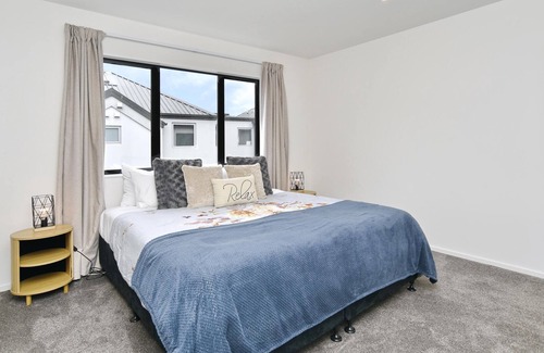 Riccarton House | Matipo St - Matipo - Spacious stylish home